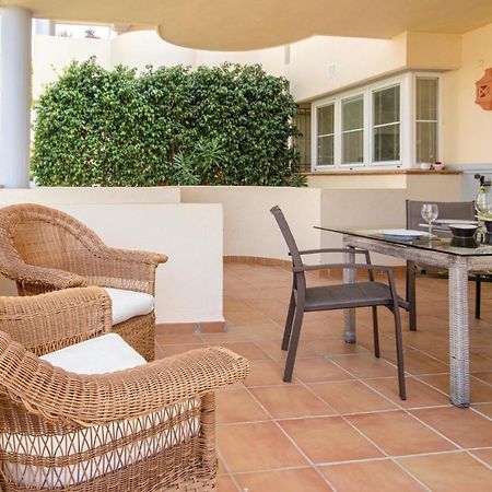 Beautiful Apartment In Marbella-Cabopino With 2 Bedrooms, Wifi And Outdoor Swimming Pool Esterno foto