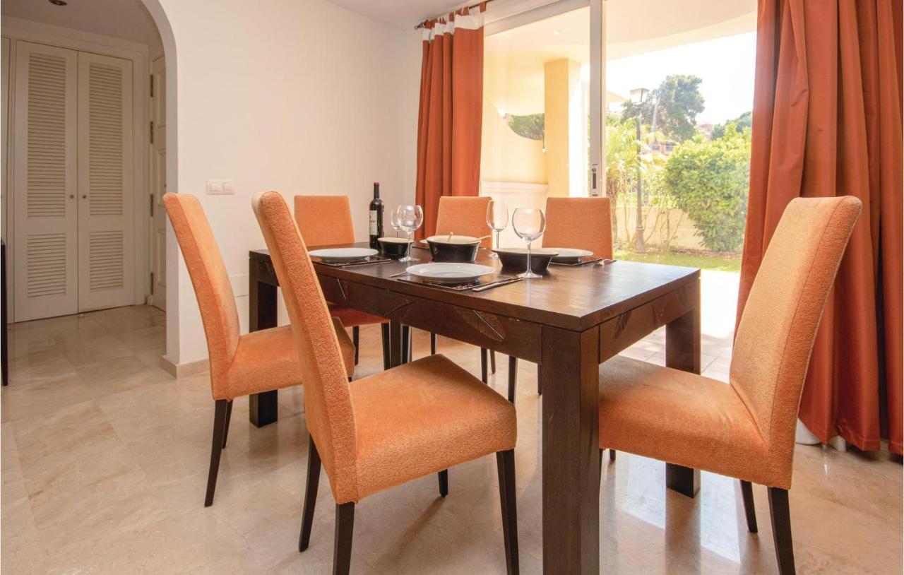 Beautiful Apartment In Marbella-Cabopino With 2 Bedrooms, Wifi And Outdoor Swimming Pool Esterno foto